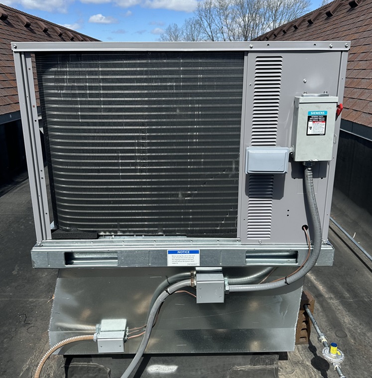 Commercial Cooling - Replacing RTU - Roof Top Unit for Bubble Tea Store